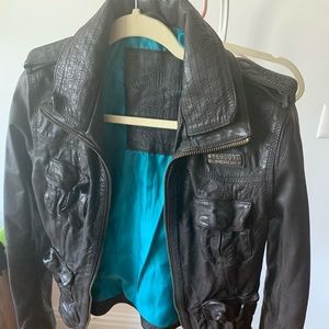 Real leather dark brown super dry jacket